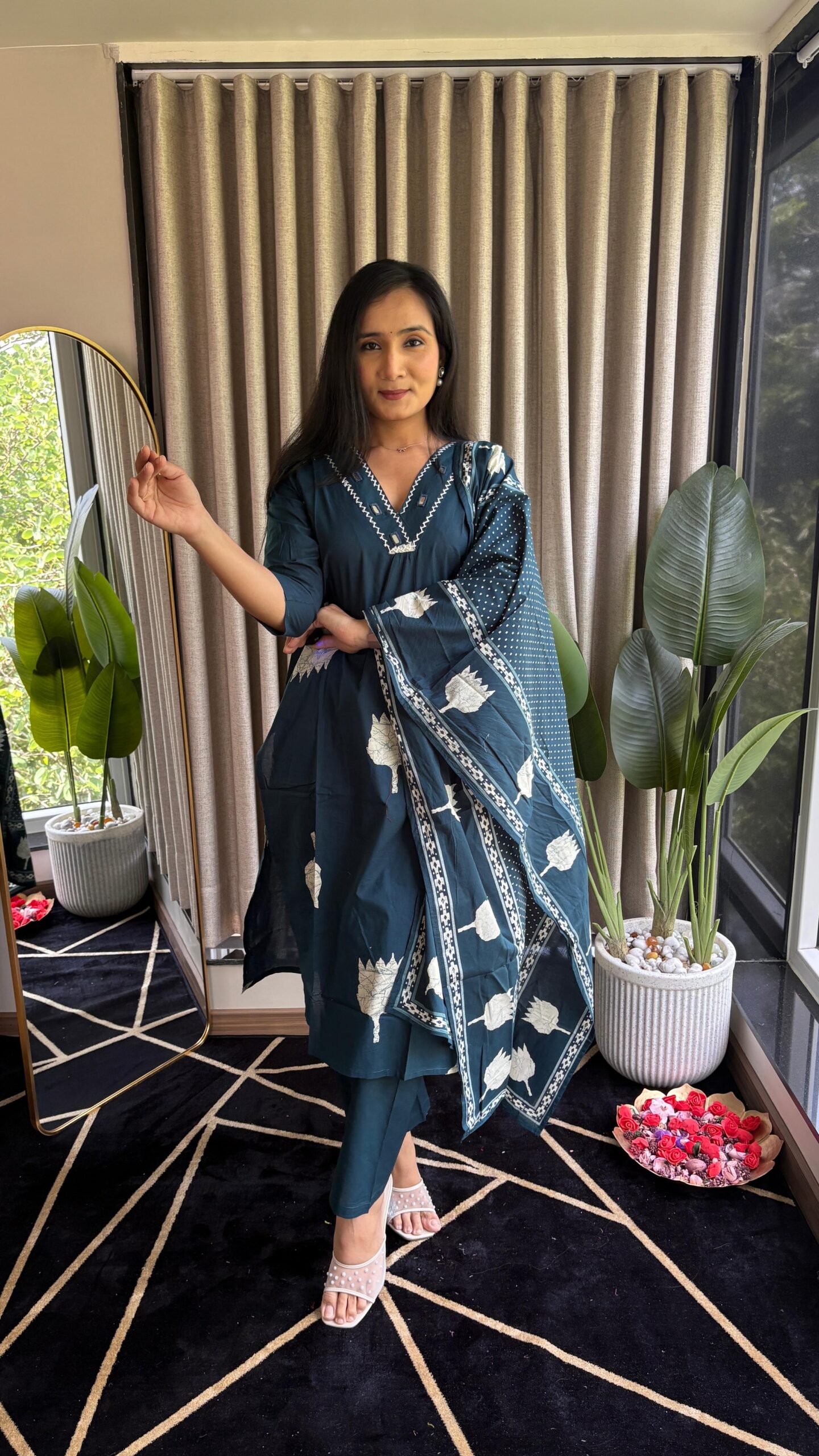 Elegant Cotton Kurti Pant Dupatta Set for Women - Image 3