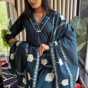 Elegant Cotton Kurti Pant Dupatta Set for Women