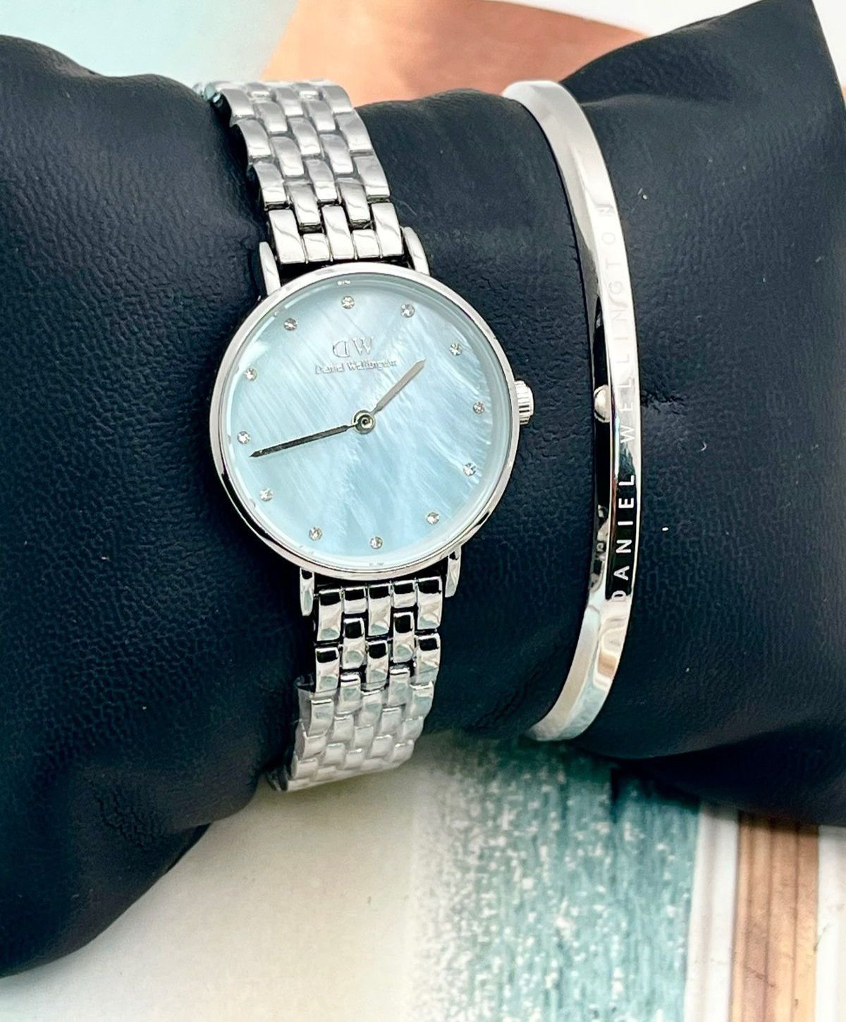 DW ladies' watch - joshifashion.com