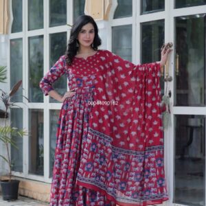 Everyday Elegance – Cotton Kurti Set
