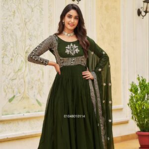 Starlit Grace – Fox Georgette Embroidered Gown Set