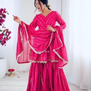 Viral Vogue – Mirror Work Suit Set